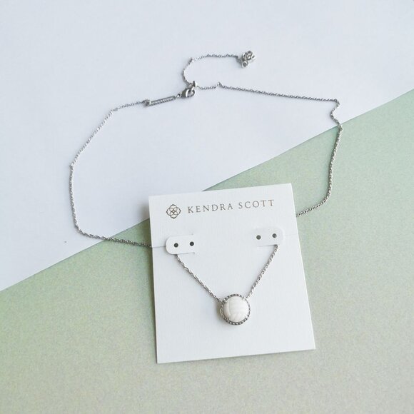 Kendra Scott Volleyball White Mother-of-Pearl Necklace - Silver - Picture 3 of 3